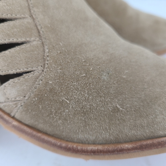 Vince Camuto Peera brown leather ankle boots w/cutouts size 8 - Picture 9 of 15